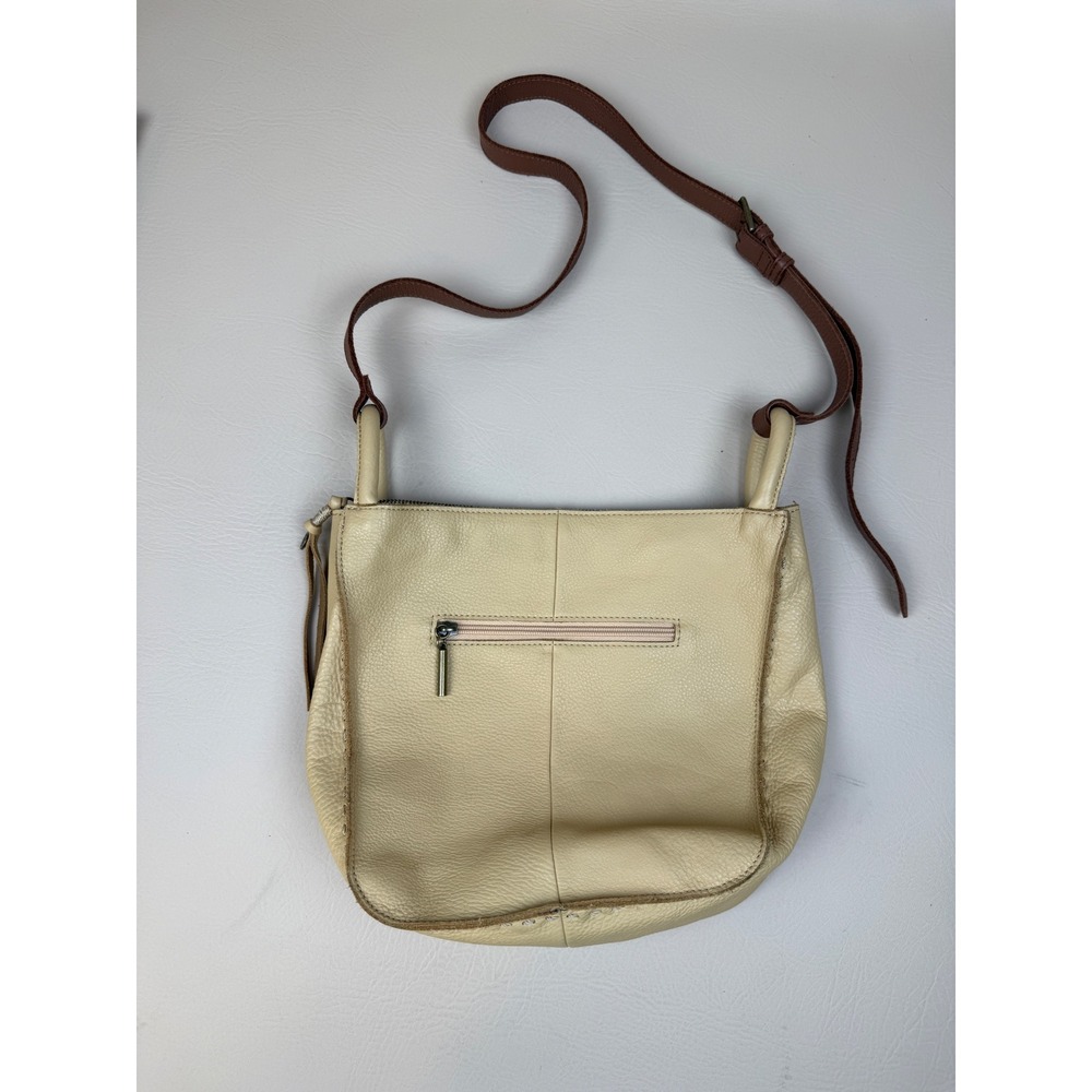 The Sak Medium Crossbody Bag Boho Cream Pebbled Leather Whipstitch Detail